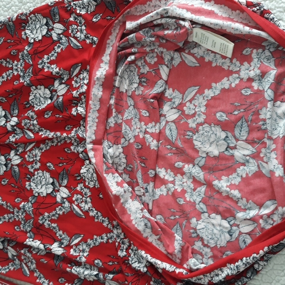 New Max Studio Size Small Red Floral Sleeveless Faux Wrap V-Neck Dress - Picture 15 of 16